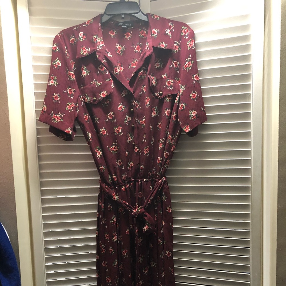 Beautiful printed dress!